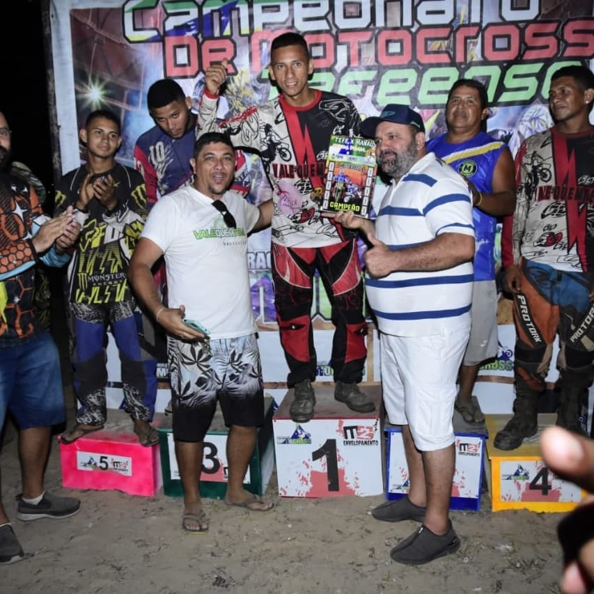 Torneio de motocross com apoio da Prefeitura volta agitar a Praia da Ponta  Branca - Prefeitura Municipal de Tefé