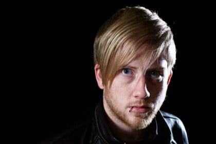 Baterista do My Chemical Romance, Bob Bryar, encontrado morto em sua casa aos 44 anos