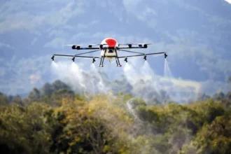 Projeto de pulverização de agrotóxicos com drones